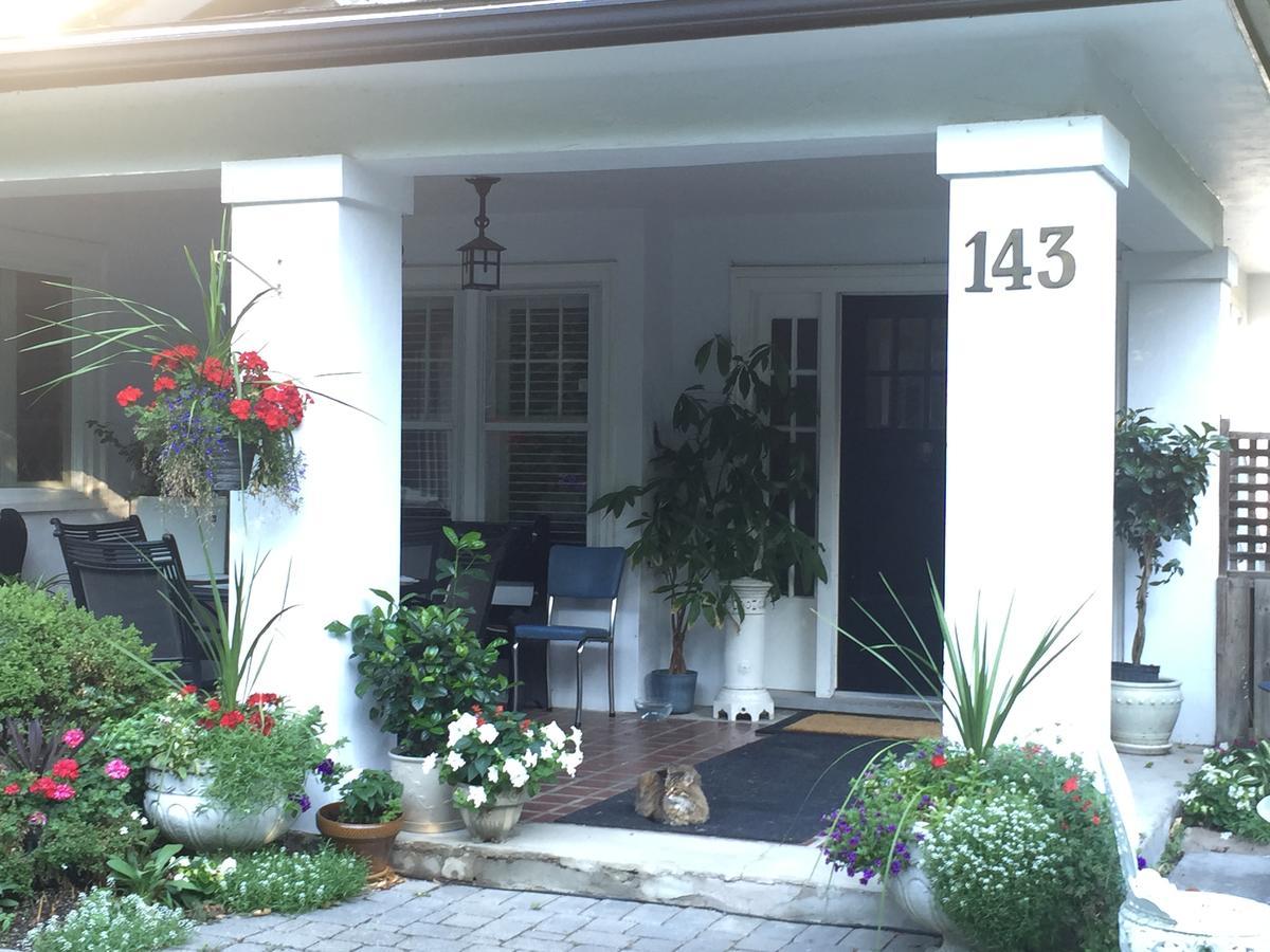 Bernard Gray Hall Bed And Breakfast Niagara-on-the-Lake Bagian luar foto